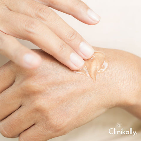 Enhancing the skin's moisture barrier