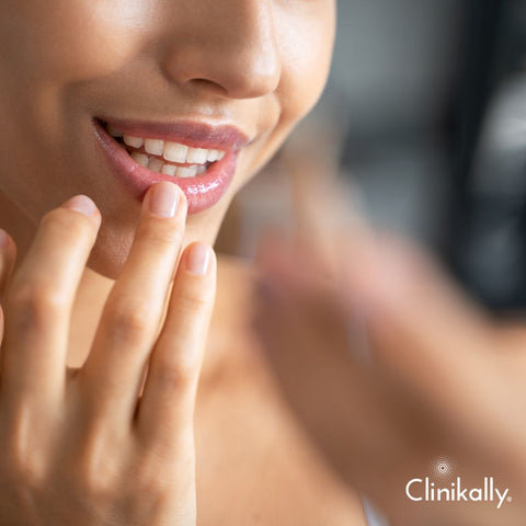 How to apply cocoa butter on lips